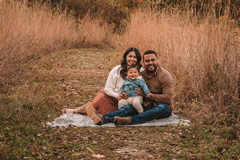 Santillan Family Fall Pictures - Summit Park Mini Sessions - Kristin Brown Photography