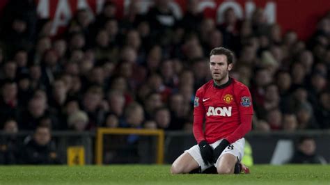 Why Manchester United’s stock price is going the way of its dismal season