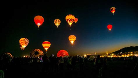 Balloon Glow, Albuquerque - In October, the International Hot Air Balloon Festival in ...