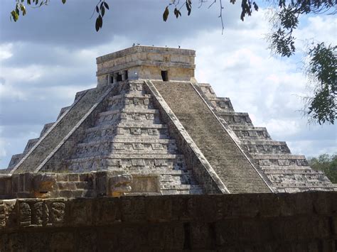 Maya Pyramids | Historic buildings, Pyramids, World