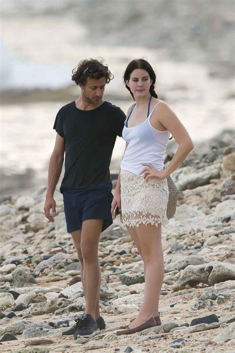 Lana Del Rey and Boyfriend Francesco Carrozzini at a Beach in St Barts – December 2015 ...