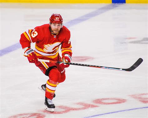 Calgary Flames: Three best trade destinations for Sam Bennett