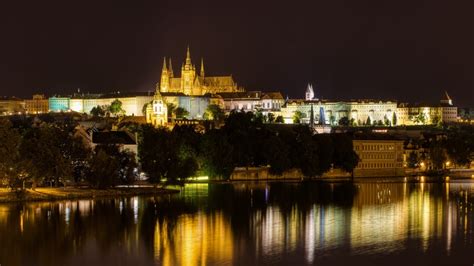 Best Castle Prague Tours - Hellotickets