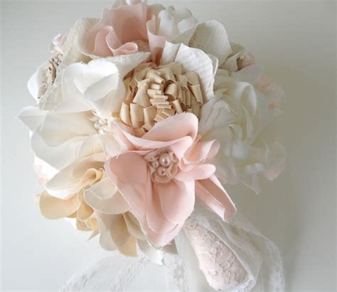 Cloth flower bouquet | Unique bridal bouquets, Fabric flower bouquet ...