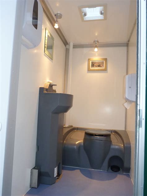 Luxurious and Affordable 4 Cubicle Trailer