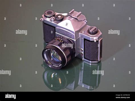 old cameras collection Stock Photo - Alamy