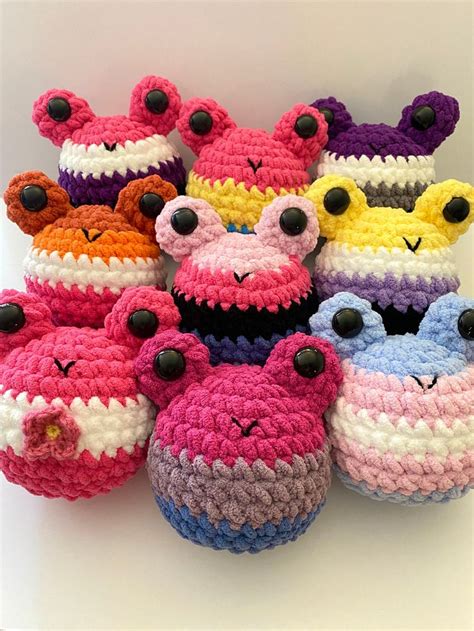 This item is unavailable - Etsy | Crochet frog, Fun crochet projects, Crochet projects