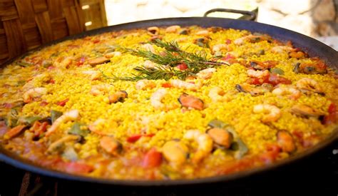 La cuisine espagnole: Comment faire une paella traditionnelle comme en Espagne? - Club Villamar