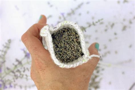 Crochet Dried Lavender Sachets - Free Beginner Pattern