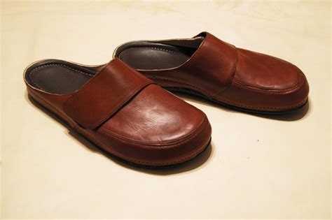 Leather clogs in brown for men comfortable clogs all-day