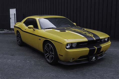 Challenger SRT8 392 Yellow Jacket - Performance Motors