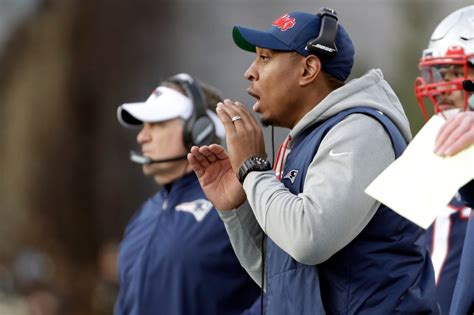 Patriots assistant reportedly a ‘strong favorite’ for defensive ...