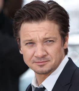 Jeremy Renner - Age, Facts, Wiki, Bio, Net Worth, Affair, Wife, Height ...