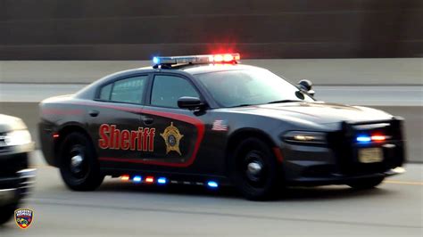 Milwaukee County Sheriff Dodge Charger responding Code 3 - YouTube