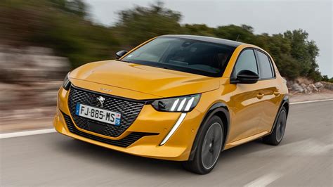 Peugeot new 208 hatch named European Car of the Year for 2020. - 2GB