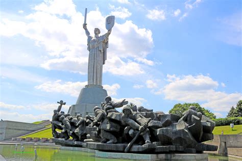 Motherland Monument | Kiev Tourist Site 1