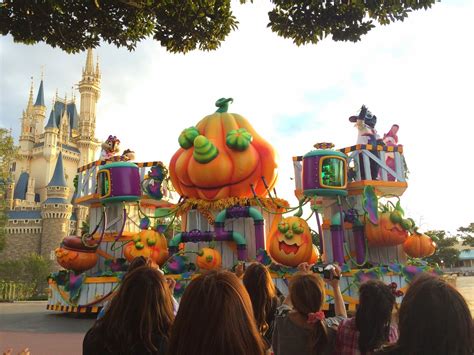 Day 3: Tokyo Disneyland Halloween special 2014