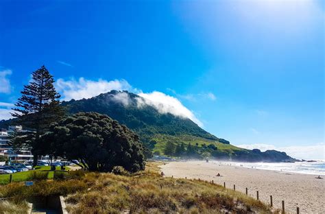 Mount Maunganui Beach, Mount Maunganui holiday accommodation: holiday ...