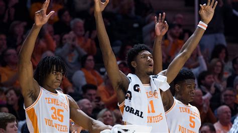 UT Vols basketball ranked No. 1 in Associated Press poll