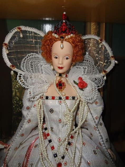 BARBIE QUEEN ELIZABETH I DOLL 2004 NRFB GOLD LABEL | Gold labels ...