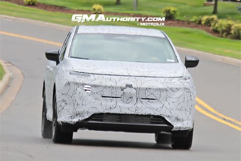 2025 Nissan Murano Spied Testing As Chevy Blazer Rival