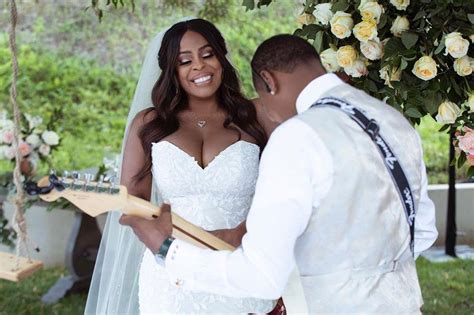 Niecy Nash Addresses Sexuality, Gives Details of Wedding