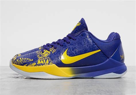 NIKE KOBE 5 PROTRO UNDEFEATED ‘5RINGS’登場。9月26日（土）19:59までにUNDEFEATEDに登録を ...