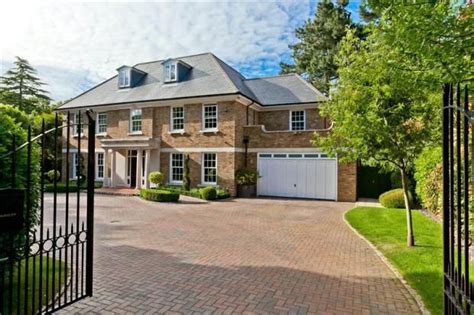 News and guides - Zoopla | Dream house exterior, House plans uk, Architecture house