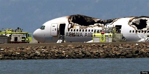 San Francisco Plane Crash Kills 2, Injuries Dozens | HuffPost San Francisco