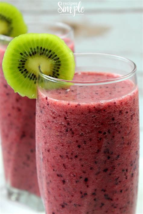 Triple Berry Kiwi Smoothie - Recipes Simple