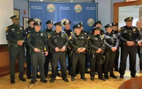 Bridgeport cops honored for saving lives in 2 separate incidents