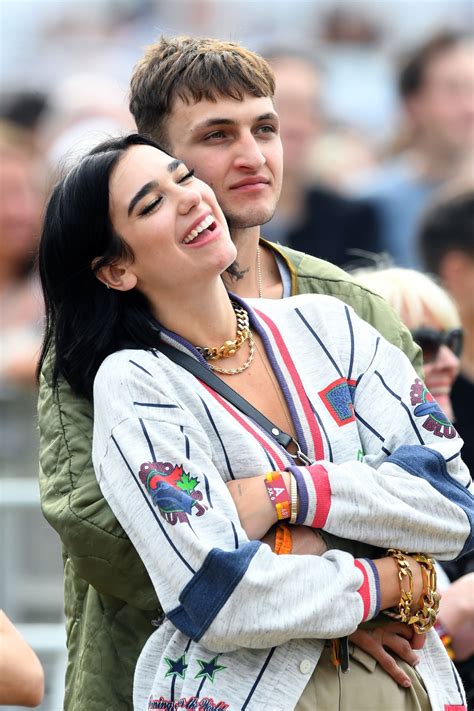 Dua Lipa, Anwar Hadid Kiss at London Music Festival: Photos | Us Weekly