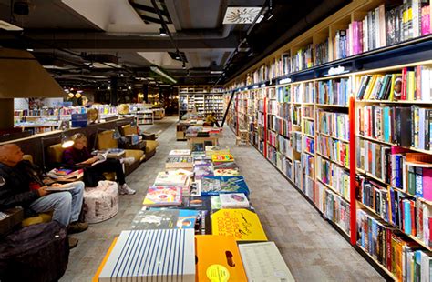 MARTINUS BOOKSTORE on Behance