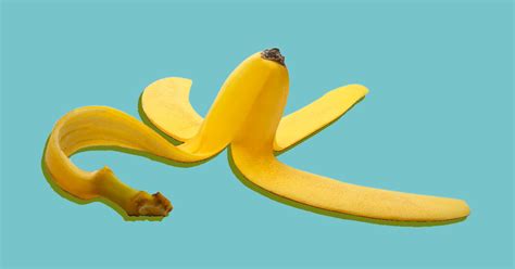 23 Banana Peel Uses: For Skin Care, Hair Health, First Aid, and More