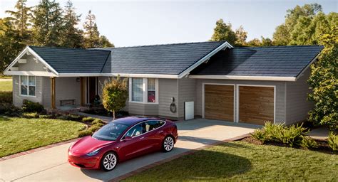 Tesla Solar Roof - Tesla Solar Roof Tiles Are On Preorder Now: Price ... / Protect your front ...