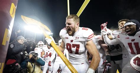 Wisconsin football win at Minnesota | What stood out