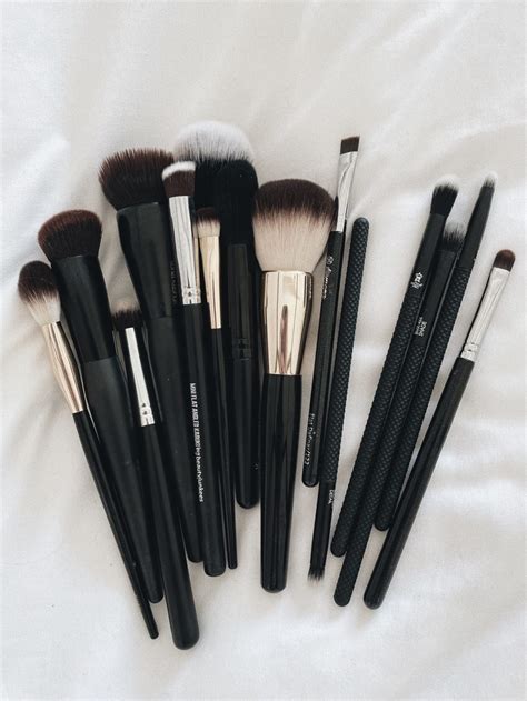 Affordable Makeup Brushes Under $20