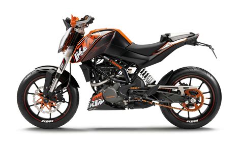 2011 KTM 125 Duke - The Bike Bajaj Built - Asphalt & Rubber