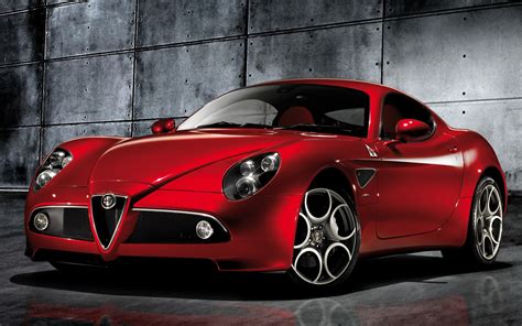 Alfa Romeo 8C Competizione | Carros USA