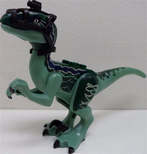 LEGO Jurassic World Blue Velociraptor - Brand New 75917 Minifigure ...