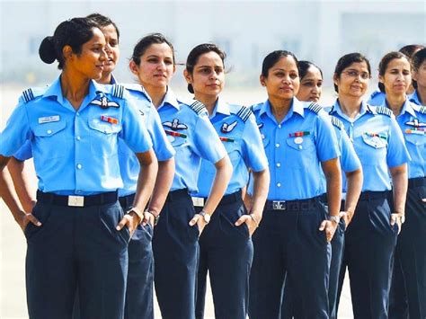 India has most number of female pilots with ‘three times the global ...