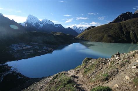 A Hikers Guide To Gokyo Lakes In Nepal - Unusual Traveler