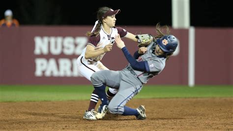 Mississippi State Softball Weekend Recap: Auburn Series - For Whom the Cowbell Tolls