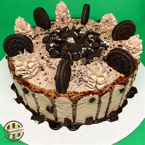 Brownie Cake con Oreo | Pastel de brownie, Oreos, Oreo