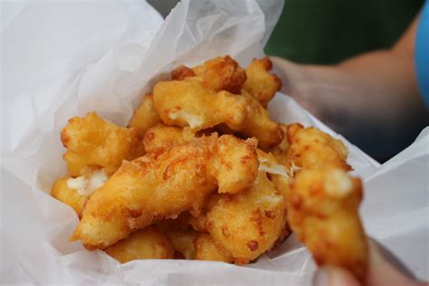 Here's Why Cheese Curds Are One Of Cheese's Best Kept Secrets | HuffPost