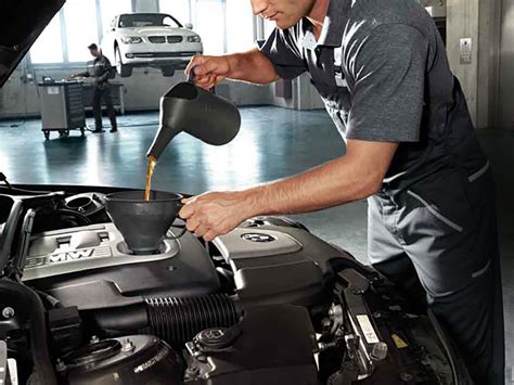 Conventional Oil Change in Champaign, IL | Serra BMW Champaign