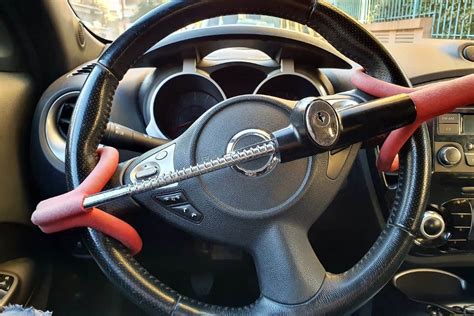 Do Steering Wheel Locks Work? Ensuring Your Car's Safety | Vehicle Answers