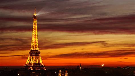 Wow Beautiful Sunset At Eiffel Tower : r/sunset