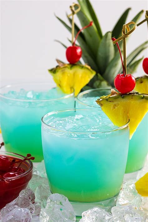 Bluewater Breeze Cocktail - An easy tropical-inspired cocktail with ...