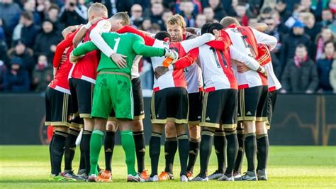 Vermoedelijke opstelling: Feyenoord - PSV - FR-Fans.nl